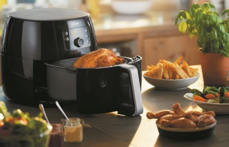 La friteuse sans huile Philips Airfryer encombrante