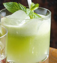 Jus de pomme, de poire et d'épinard